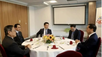 Deputy PM meets Lao, Cambodian counterparts in New York 